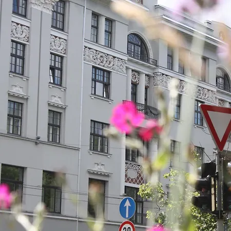 Prime Centre With Park View * 리가