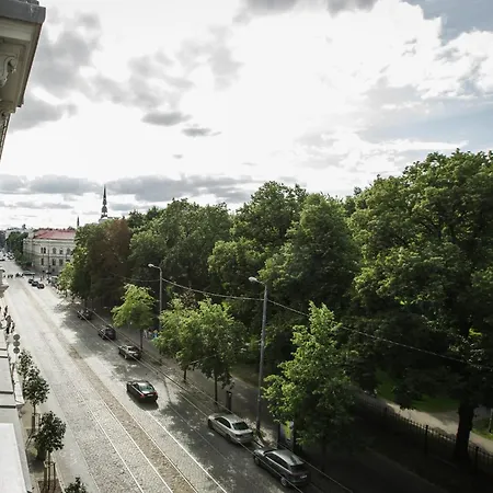 Centre - Vermanes Garden View Апартаменти Рига