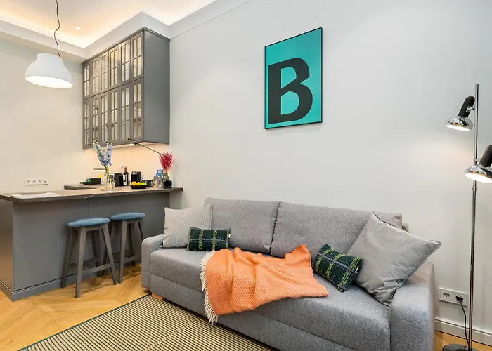 Centre - Vermanes Garden View Apartment Riga