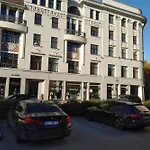 Centre - Vermanes Garden View